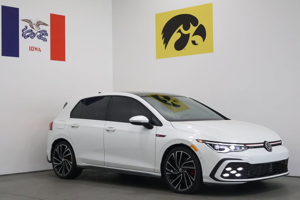 Used 2022 Volkswagen GTI Autobahn FWD image 1