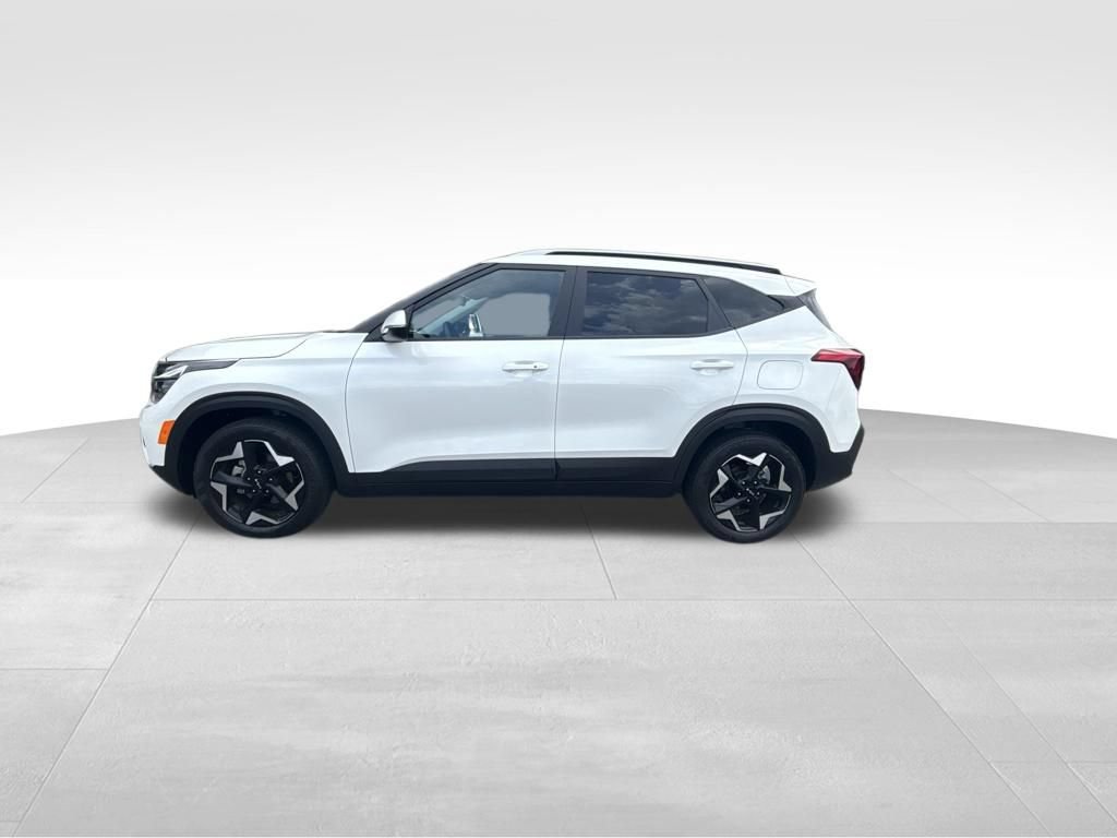 Used 2026 Kia Seltos S FWD image 3