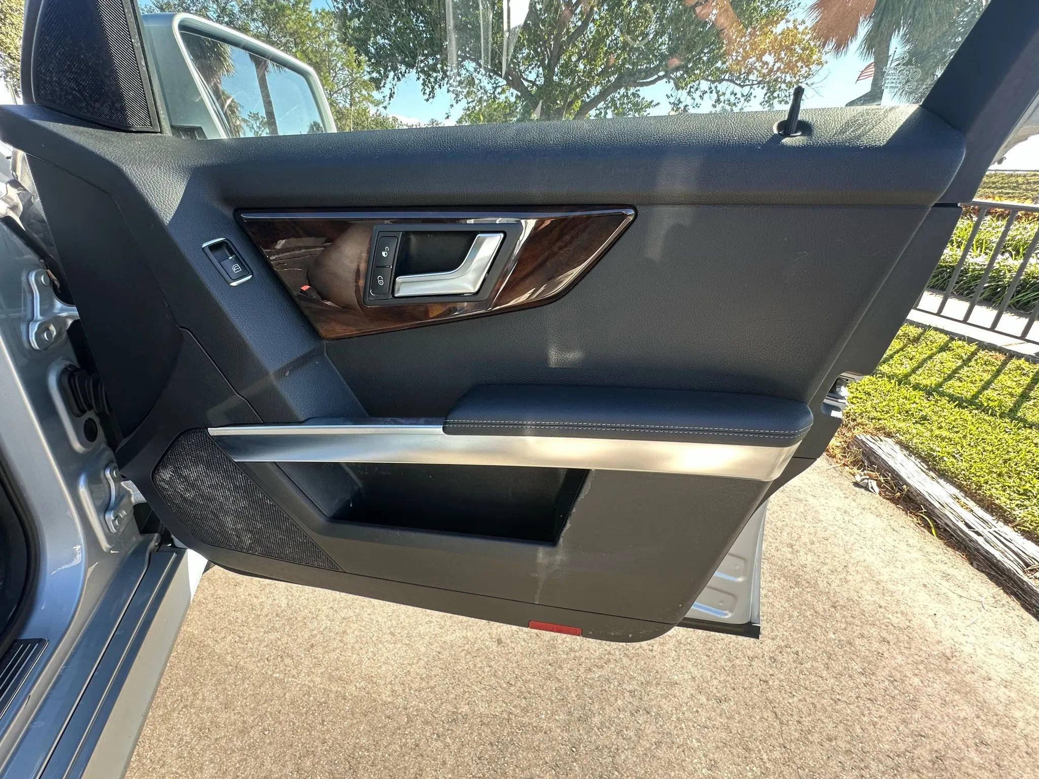 Used 2013 Mercedes-Benz GLK 350 2WD image 17