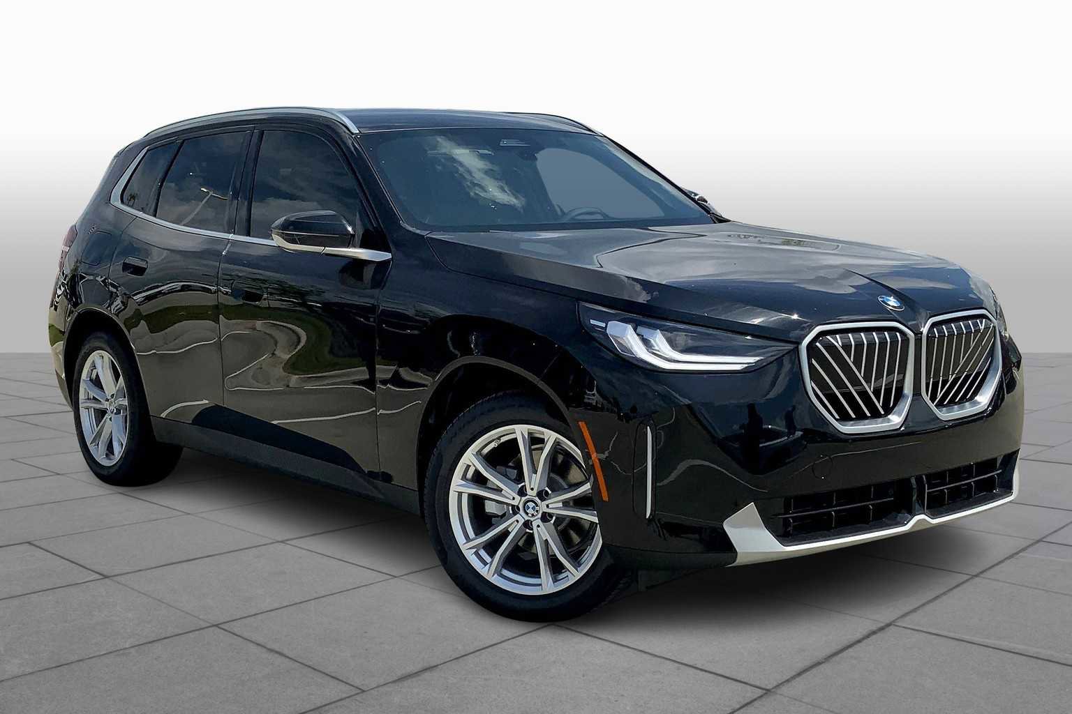 New 2025 BMW X3 xDrive30i w/ Convenience Package image 2
