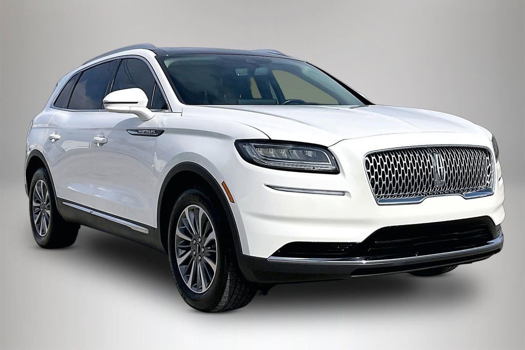 Used 2022 Lincoln Nautilus Reserve w/ Luxury Package FWD image 1