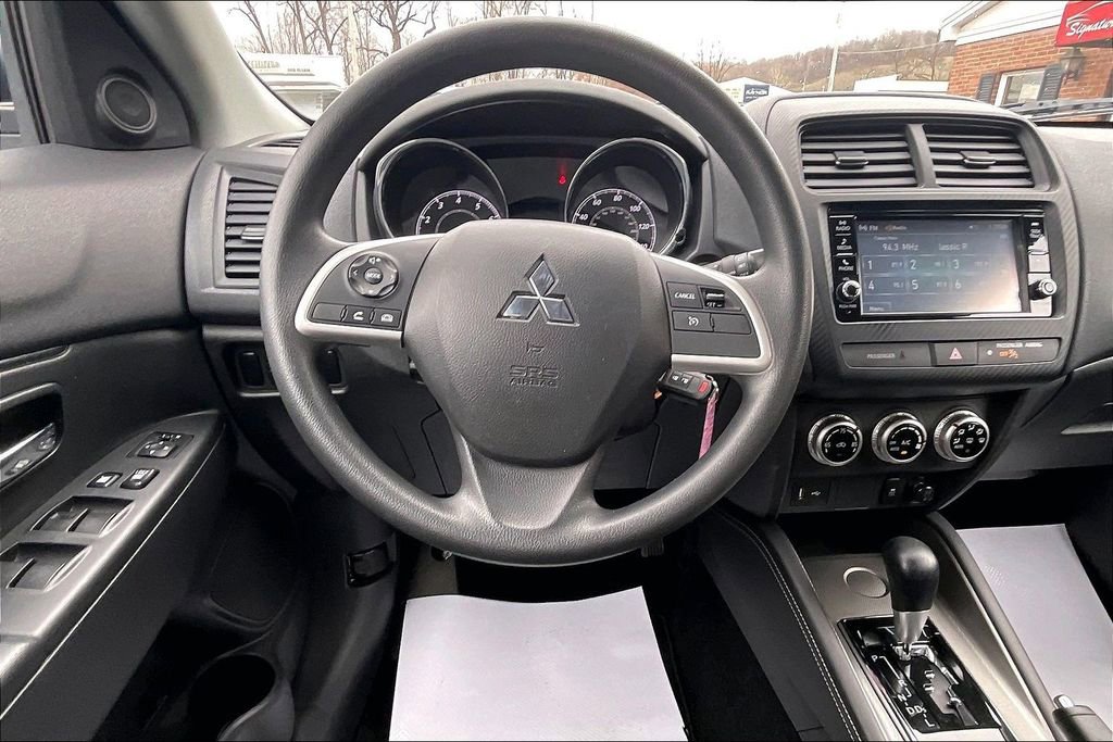 Used 2022 Mitsubishi Outlander Sport ES image 5