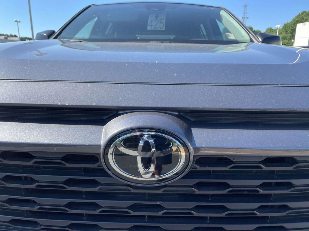Used 2024 Toyota RAV4 LE FWD image 7
