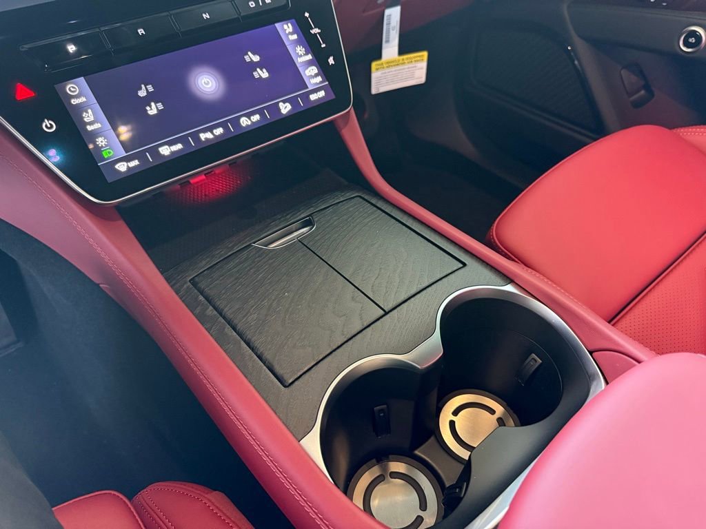 New 2026 Maserati Grecale Modena image 17