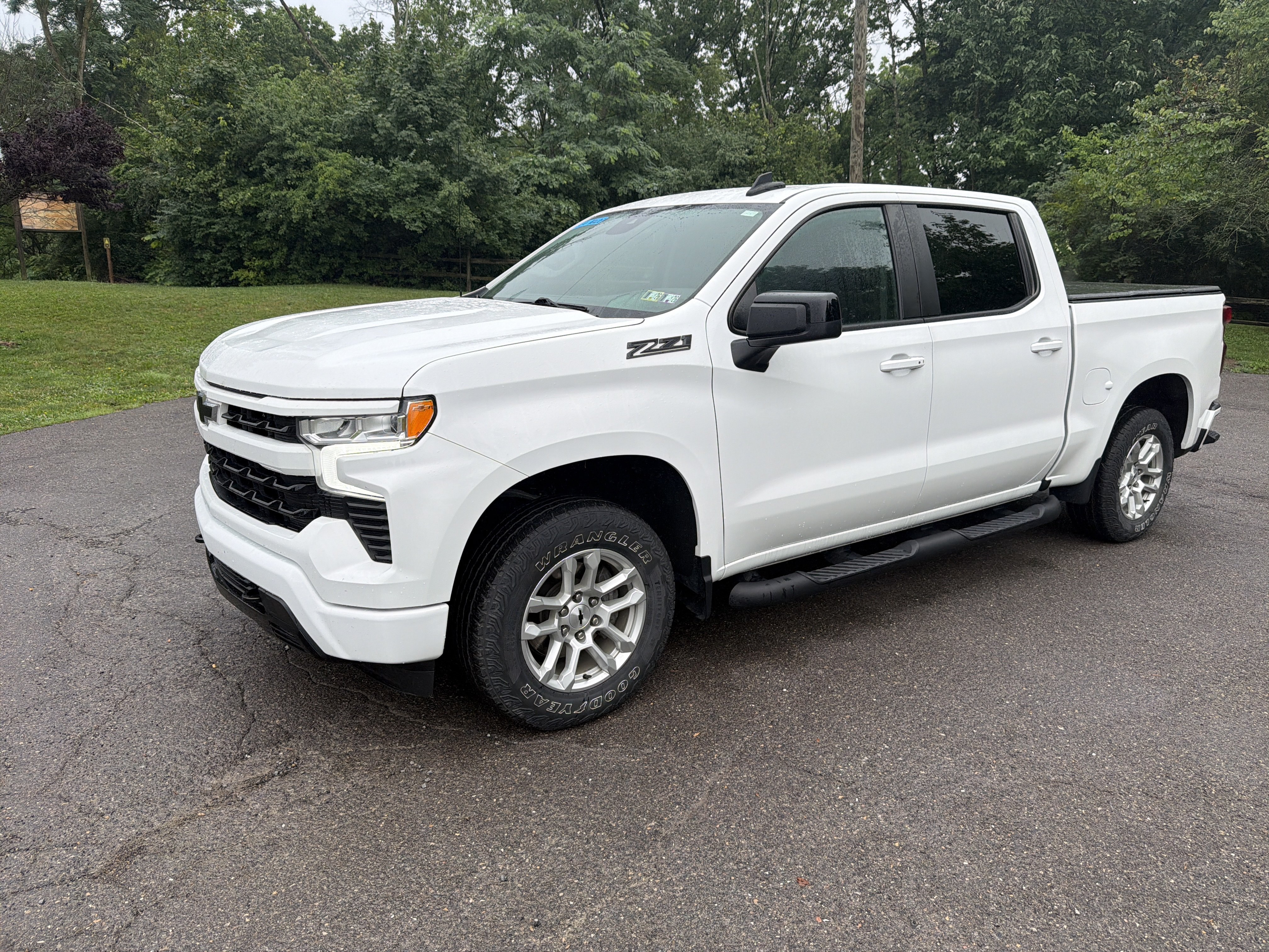 Used 2023 Chevrolet Silverado 1500 RST AWD/4WD image 8