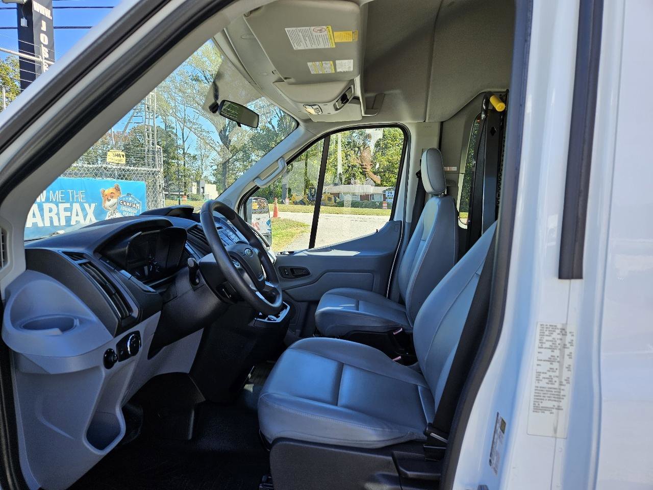 Used 2017 Ford Transit 350 XL RWD image 9