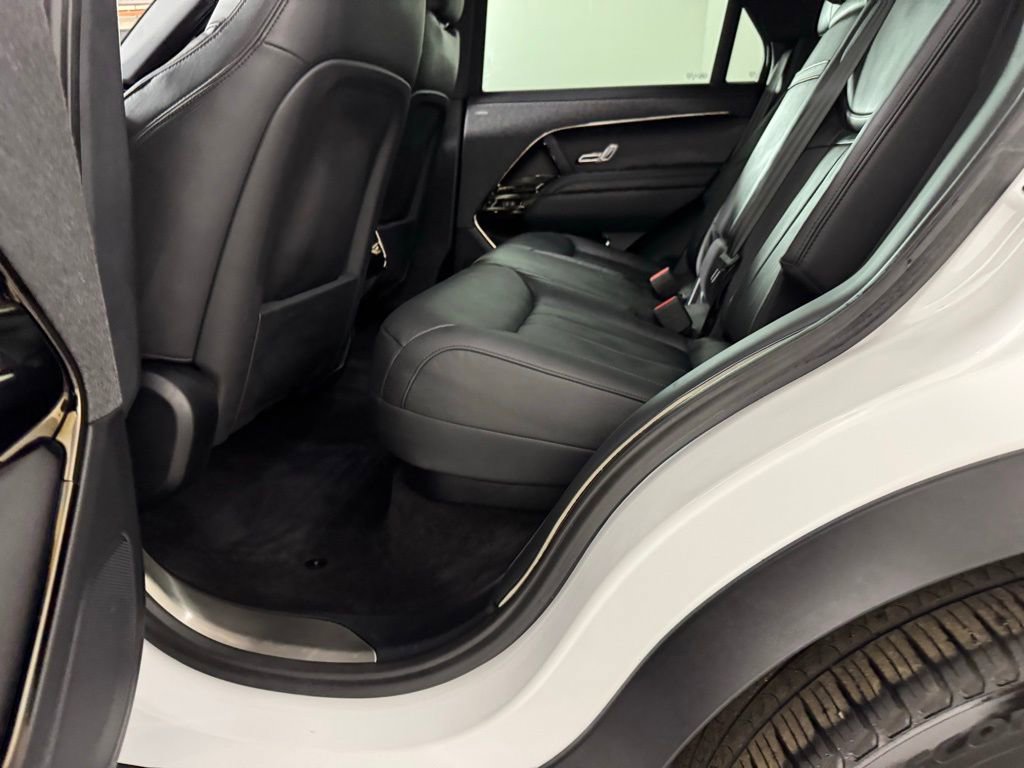 Used 2023 Land Rover Range Rover Sport SE AWD/4WD image 25