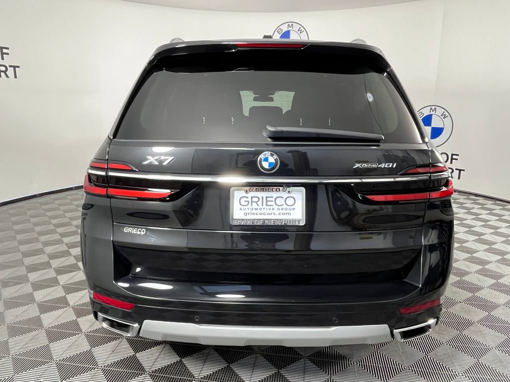 Used 2023 BMW X7 xDrive40i w/ Executive Package AWD/4WD image 11