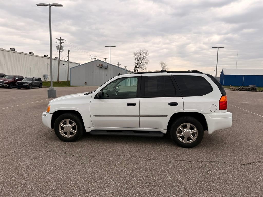 Used 2009 GMC Envoy SLE image 10