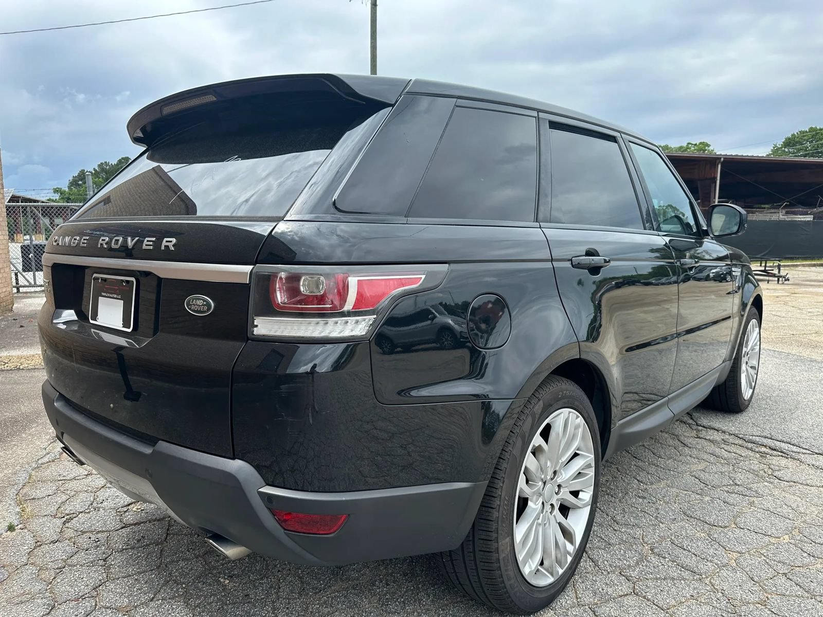 Used 2015 Land Rover Range Rover Sport HSE AWD/4WD image 9