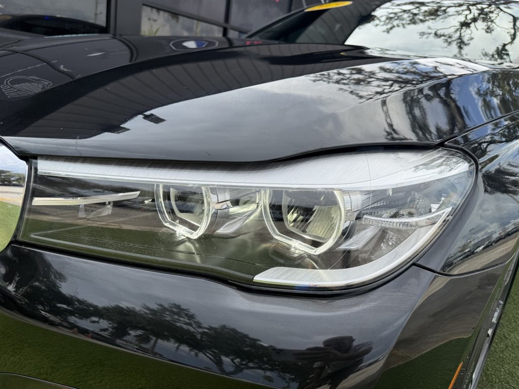 Used 2019 BMW 740i w/ M Sport Package RWD image 10