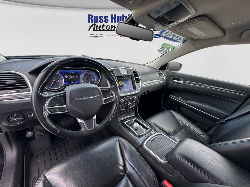 Used 2020 Chrysler 300 Touring L w/ Quick Order Package 22F AWD/4WD image 20