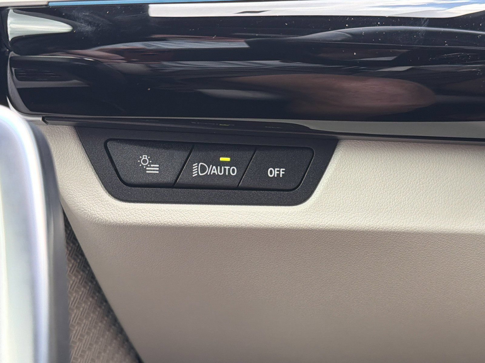 New 2026 BMW X1 xDrive28i w/ Technology Package AWD/4WD image 29