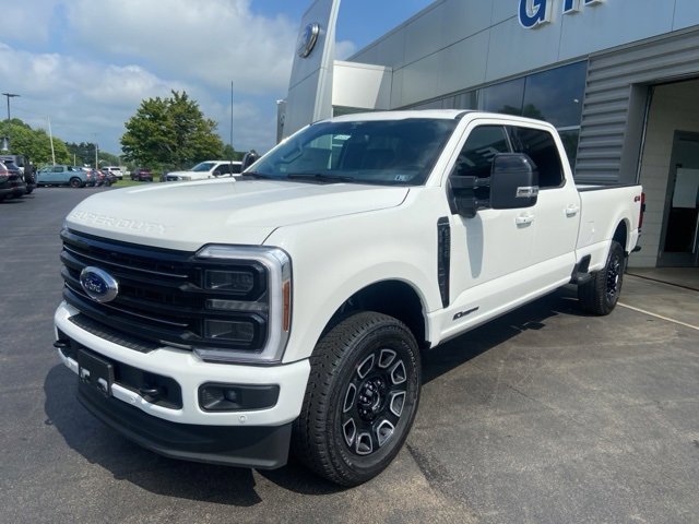New 2025 Ford F250 Platinum image 2