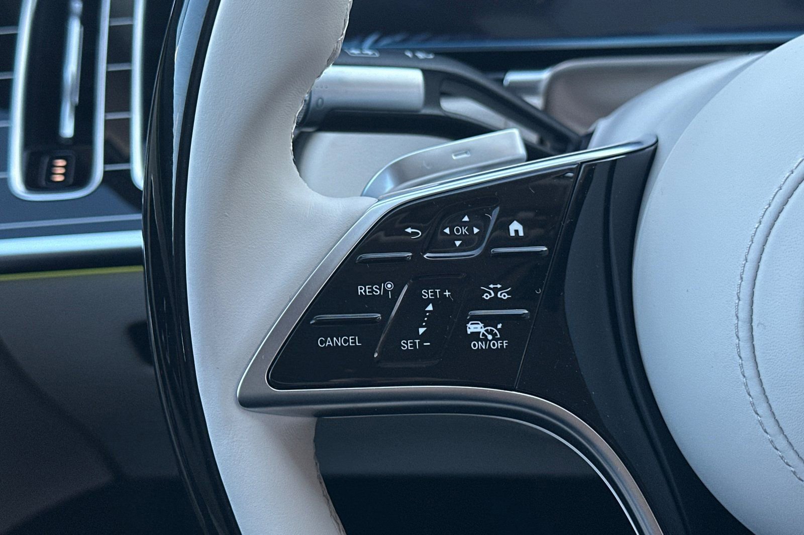 New 2026 Mercedes-Benz S 500 4MATIC image 25