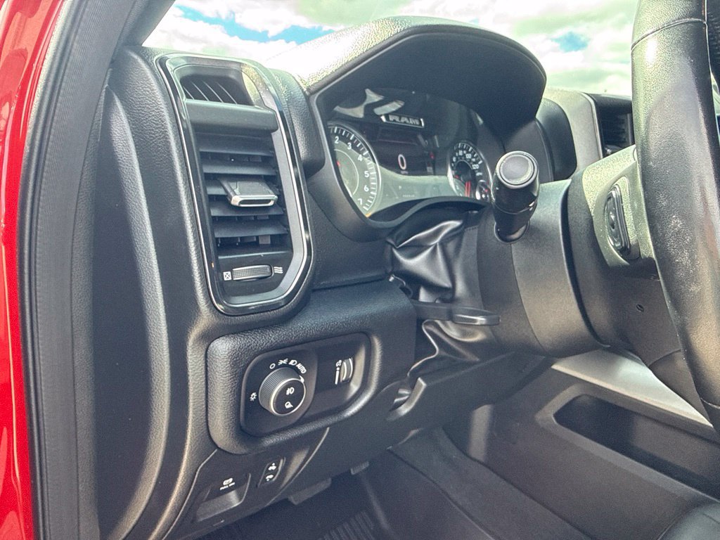 Used 2022 RAM 1500 Big Horn AWD/4WD image 16