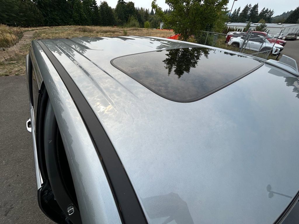 Used 2024 Chevrolet Silverado 2500 High Country w/ High Country Premium Package image 28