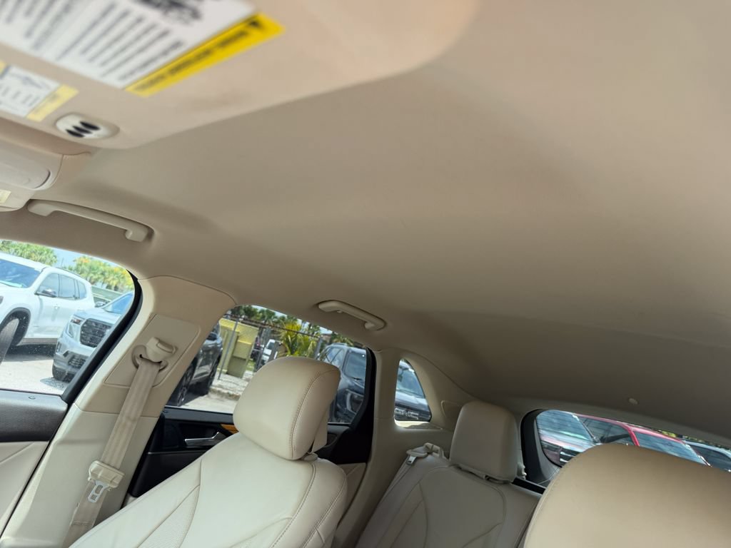 Used 2015 Lincoln MKC FWD w/ Equipment Group 101A Select image 22