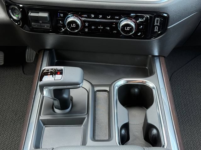 New 2026 GMC Sierra 1500 SLT w/ SLT Premium Plus Package AWD/4WD image 18