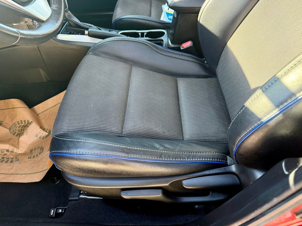 Used 2017 Toyota Corolla SE w/ Carpet Mat Package (TMS) image 25