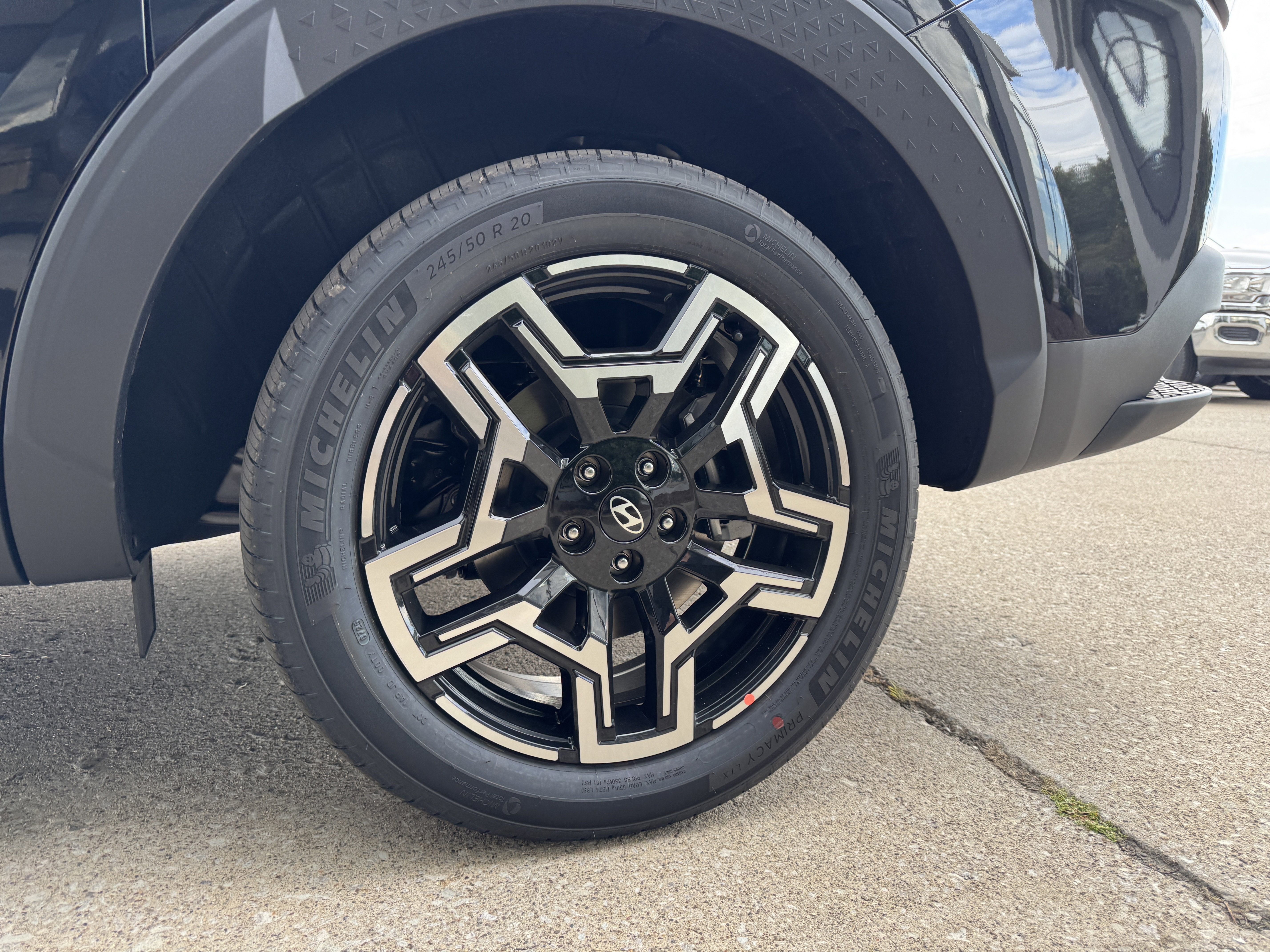 New 2026 Hyundai Santa Cruz Limited image 14