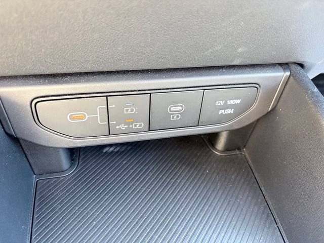 Used 2025 Kia K4 FWD image 19