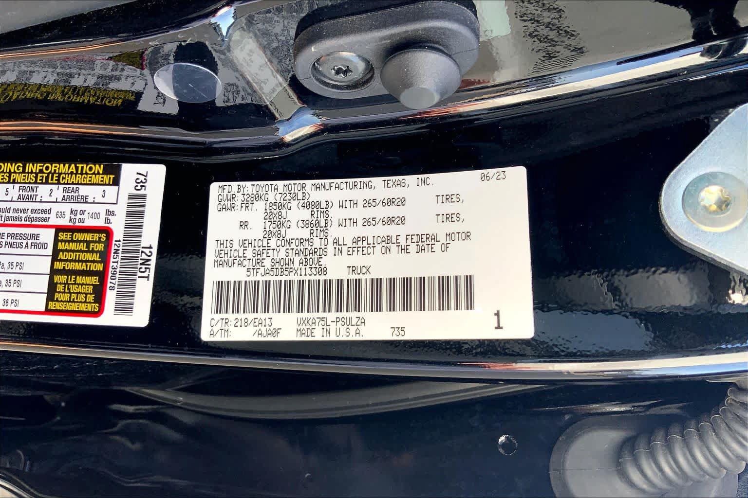 Used 2023 Toyota Tundra Limited AWD/4WD image 37