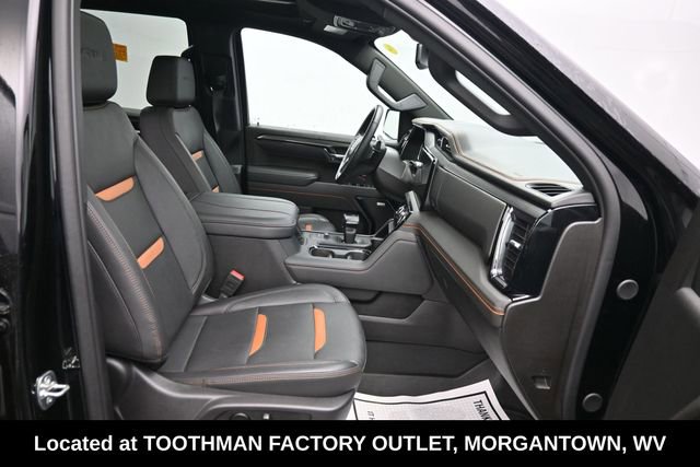 Used 2025 GMC Sierra 1500 AT4 w/ AT4 Preferred Package AWD/4WD image 8