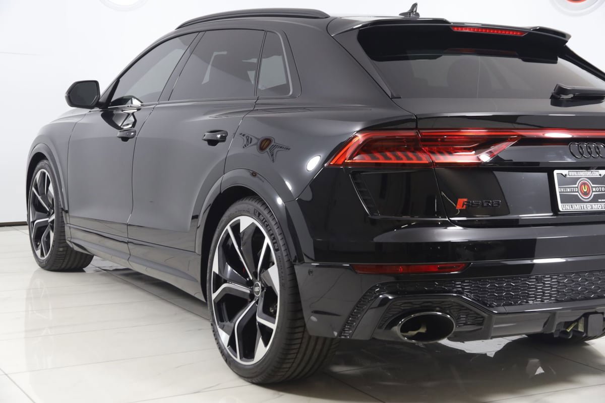 Used 2023 Audi RS Q8 w/ Black Optic Package AWD/4WD image 31