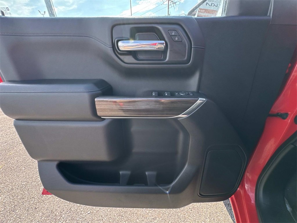 Used 2022 Chevrolet Silverado 1500 LT image 34