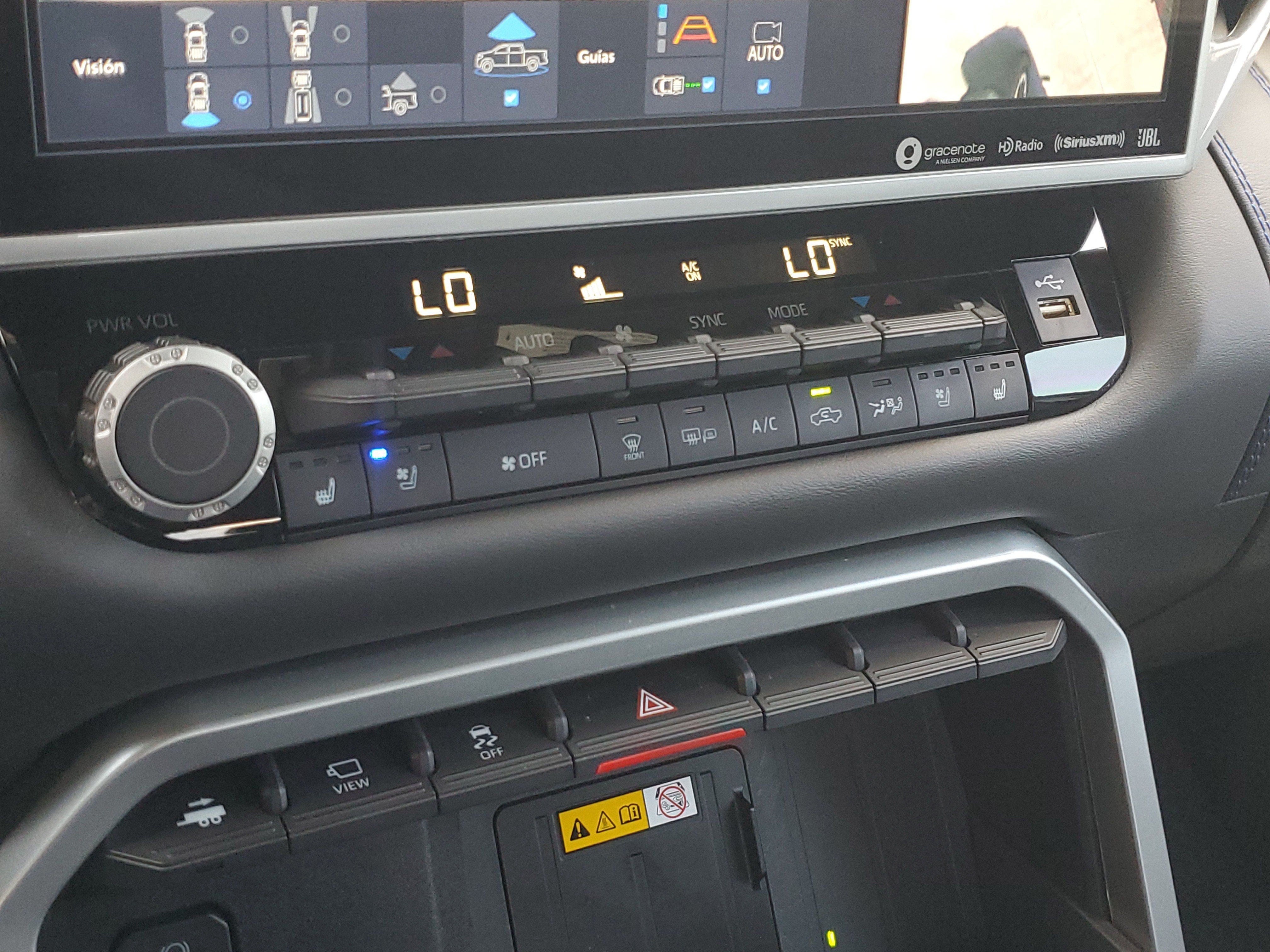 Used 2024 Toyota Tundra Platinum RWD image 30