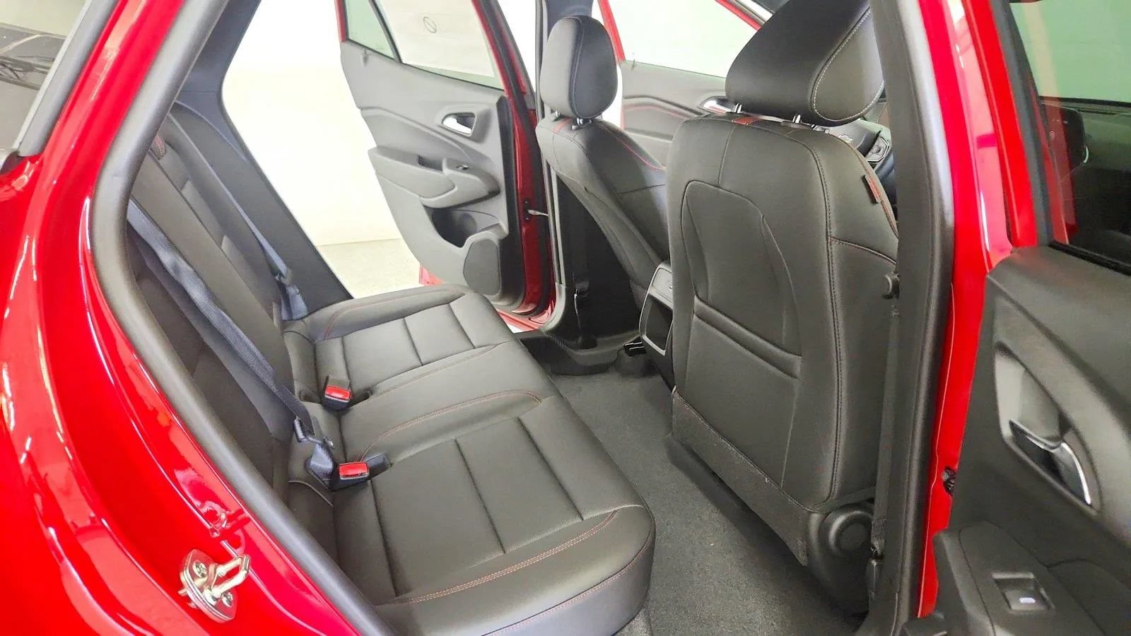 New 2026 Chevrolet Trax RS w/ Driver Confidence Package FWD image 29