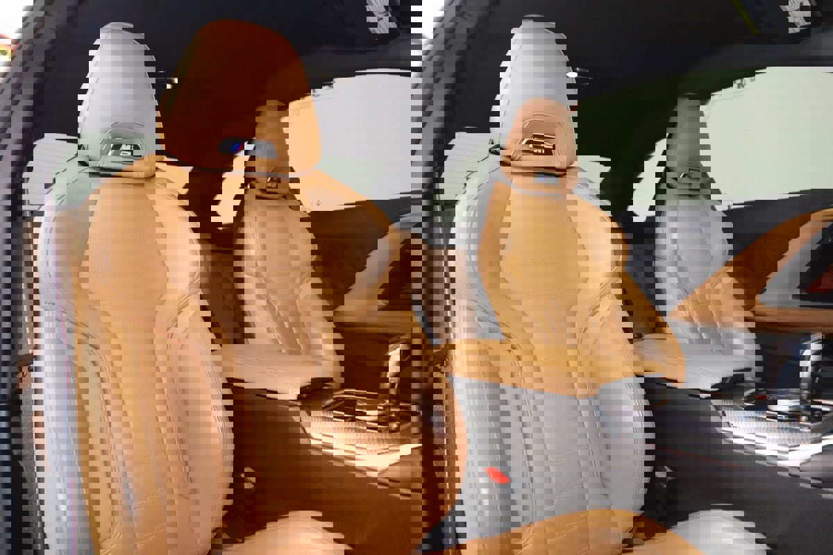 Used 2023 BMW M2 w/ Lighting Package image 13