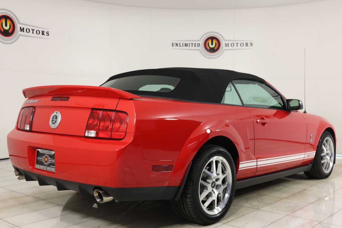 Used 2007 Ford Mustang Shelby GT500 RWD image 37