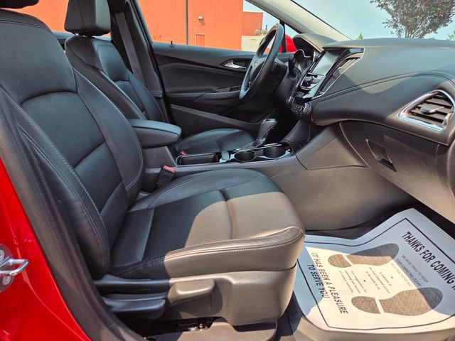Used 2017 Chevrolet Cruze Premier FWD image 36