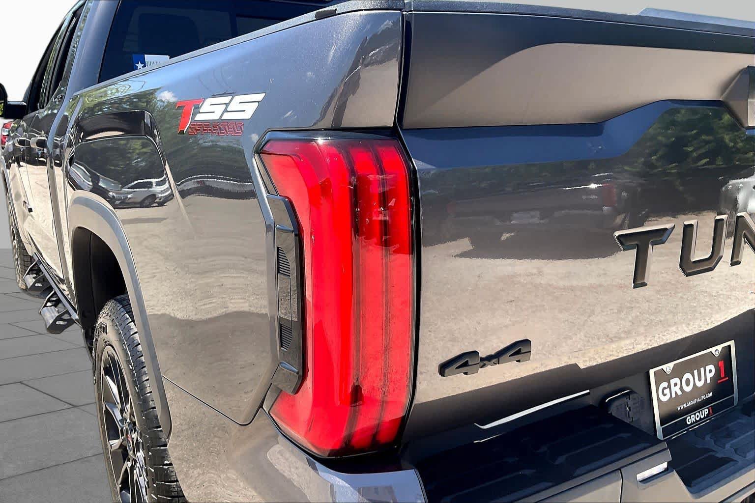 Used 2022 Toyota Tundra SR5 AWD/4WD image 27
