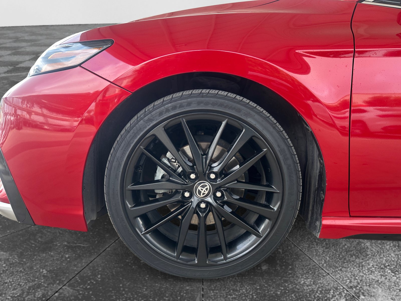 Used 2021 Toyota Camry XSE FWD image 9