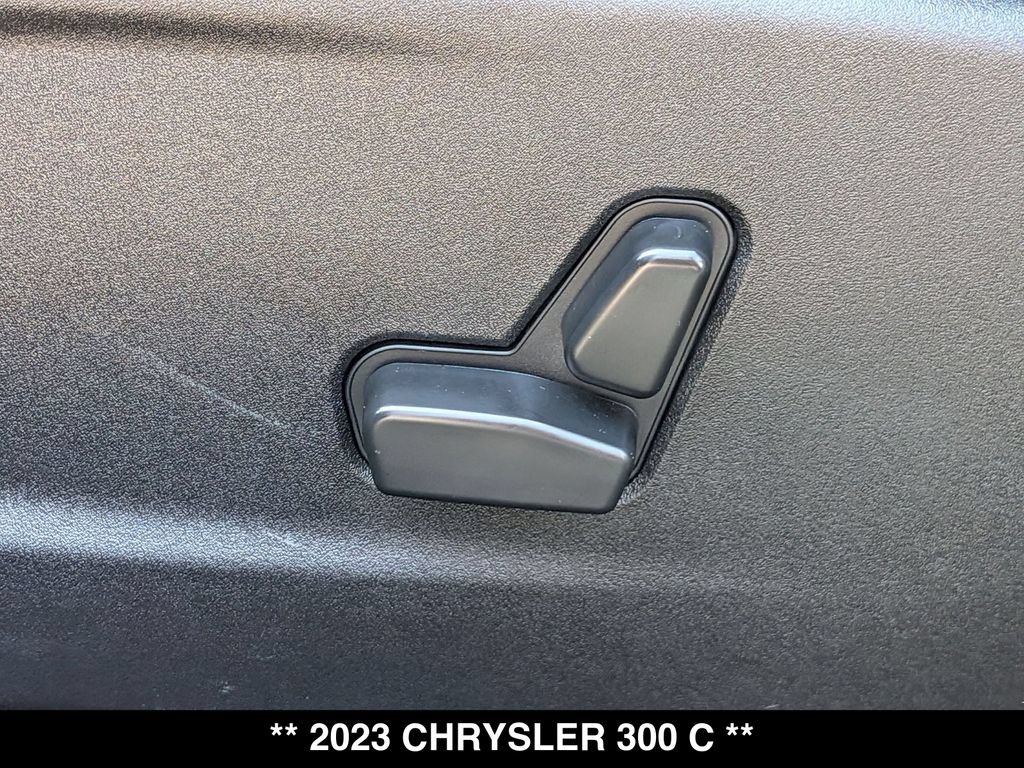 Used 2023 Chrysler 300 C RWD image 19