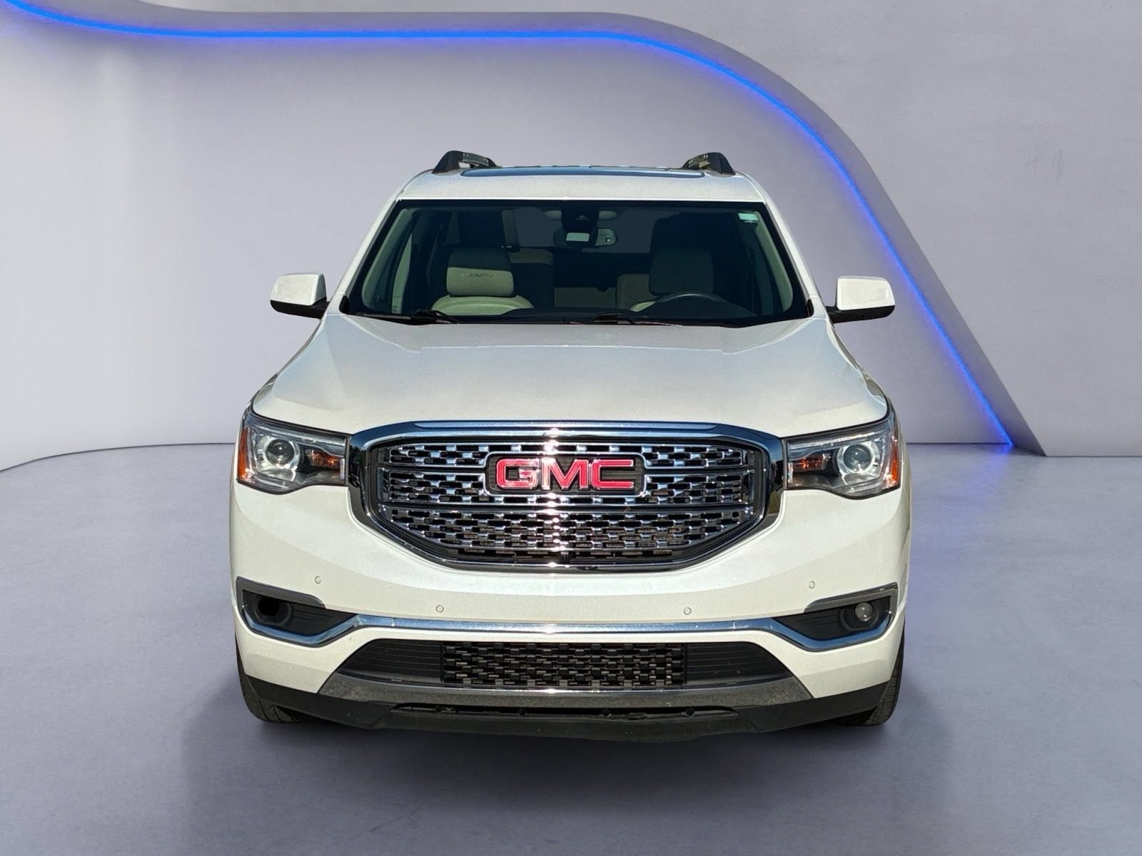 Used 2017 GMC Acadia Denali w/ Technology Package AWD/4WD image 8