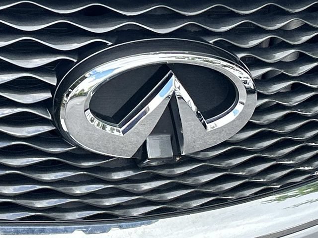 Used 2020 INFINITI QX60 Luxe w/ Essential Package FWD image 11