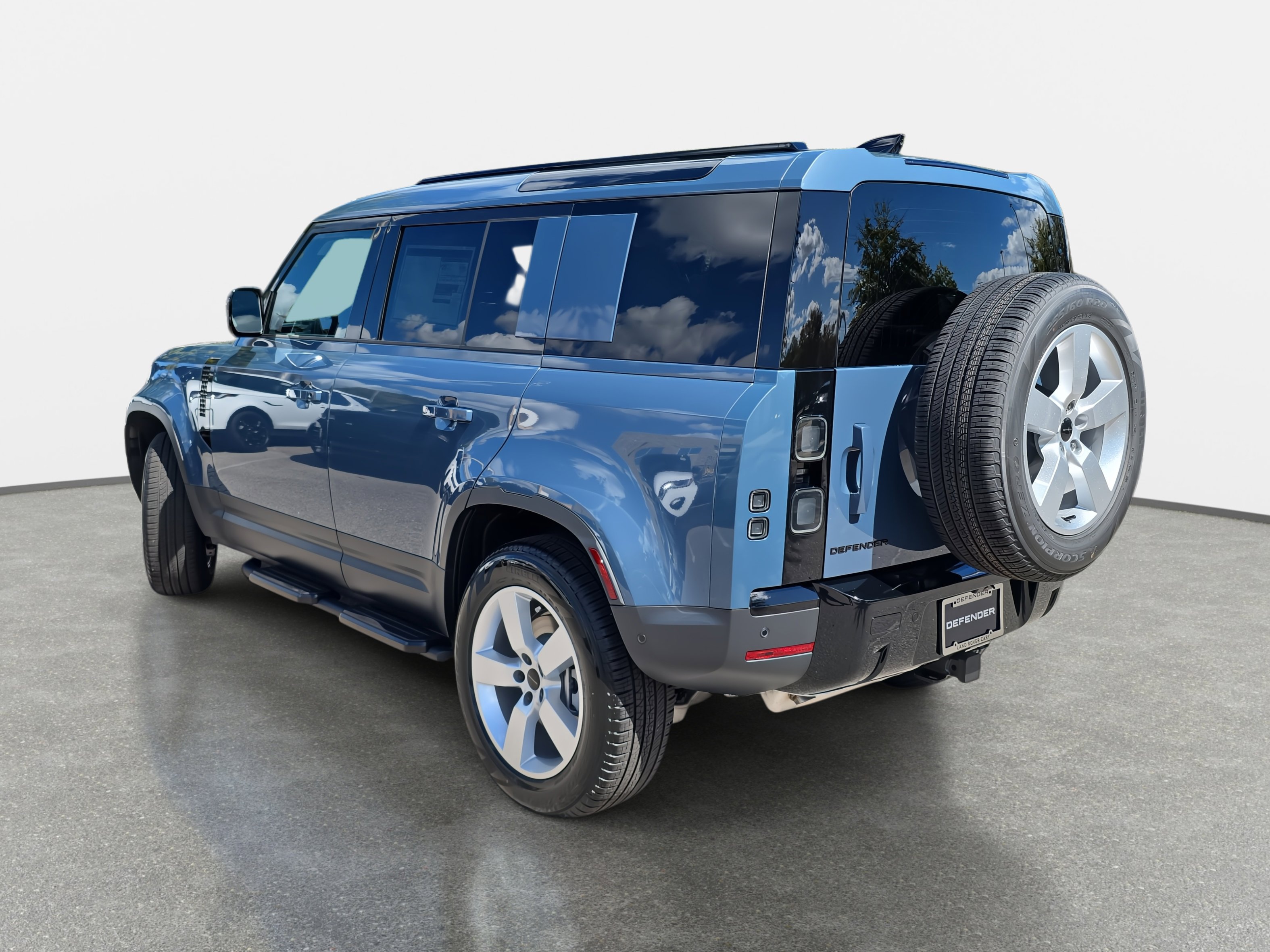 New 2026 Land Rover Defender 110 S image 7