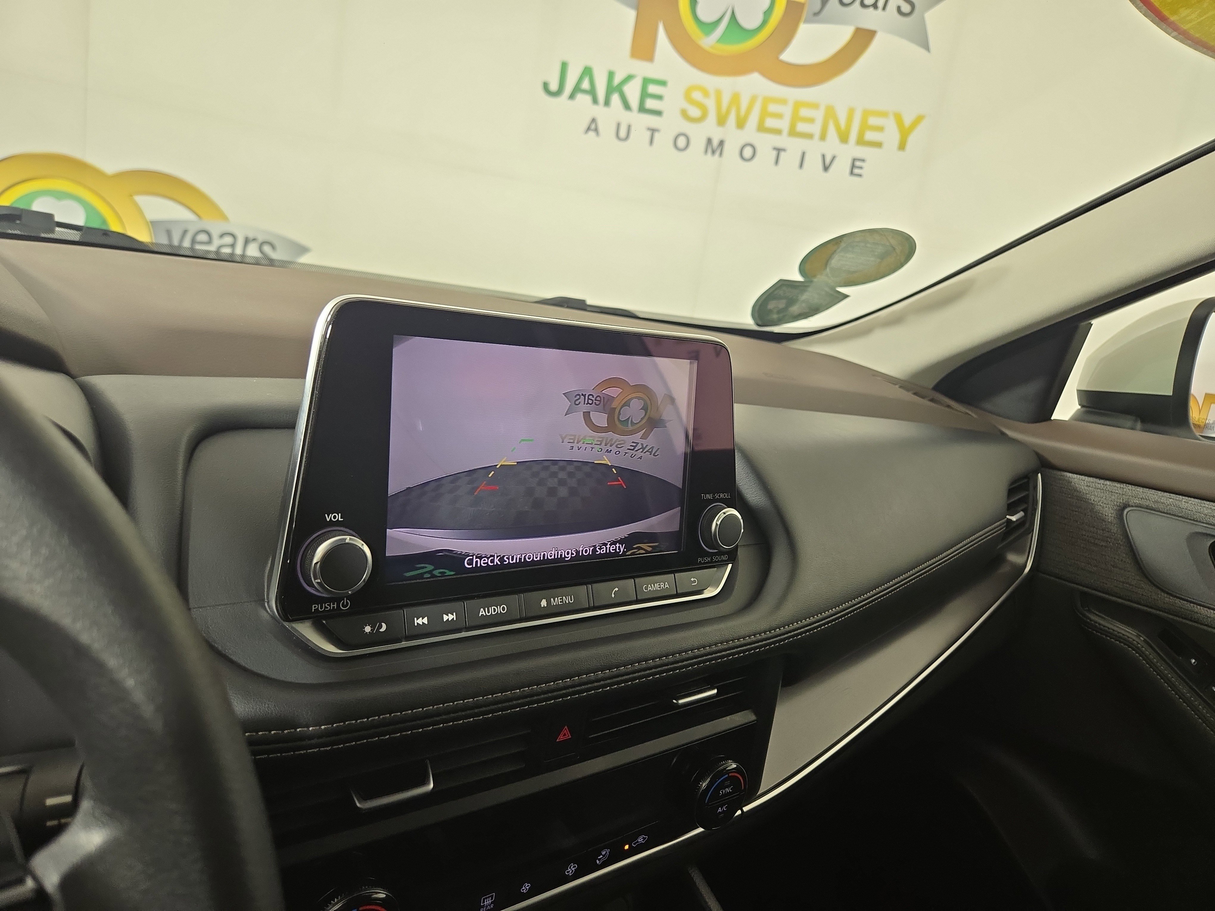 Used 2023 Nissan Rogue SV image 21