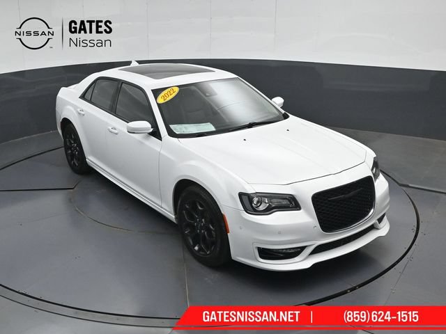 Used 2022 Chrysler 300 Touring L w/ Popular Equipment Group AWD/4WD image 49