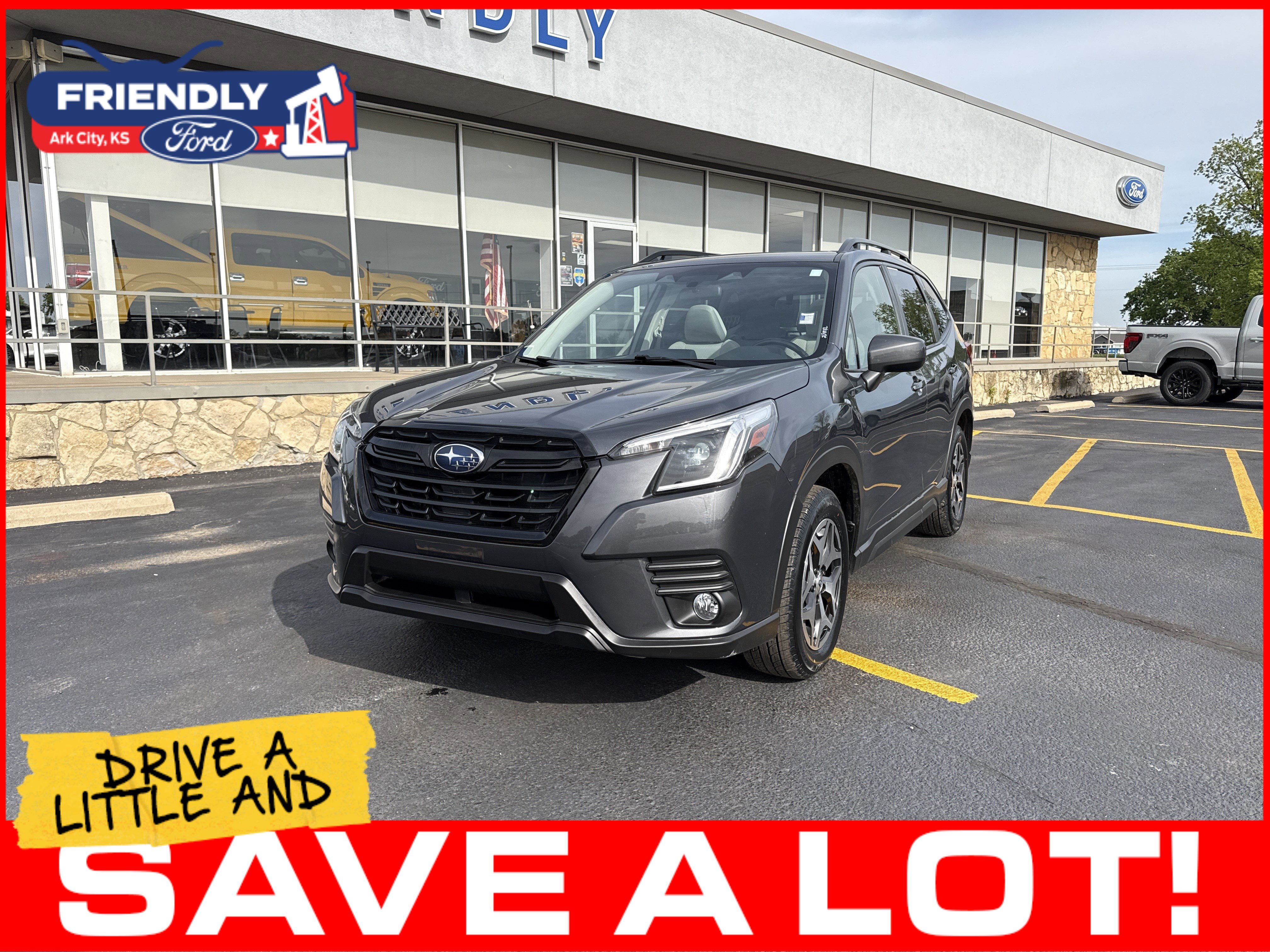 Used 2023 Subaru Forester Premium AWD/4WD image 1