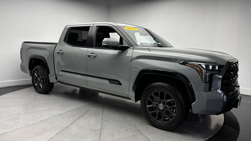 Used 2024 Toyota Tundra Platinum AWD/4WD image 45
