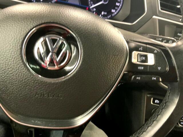 Used 2019 Volkswagen Tiguan SEL Premium image 24