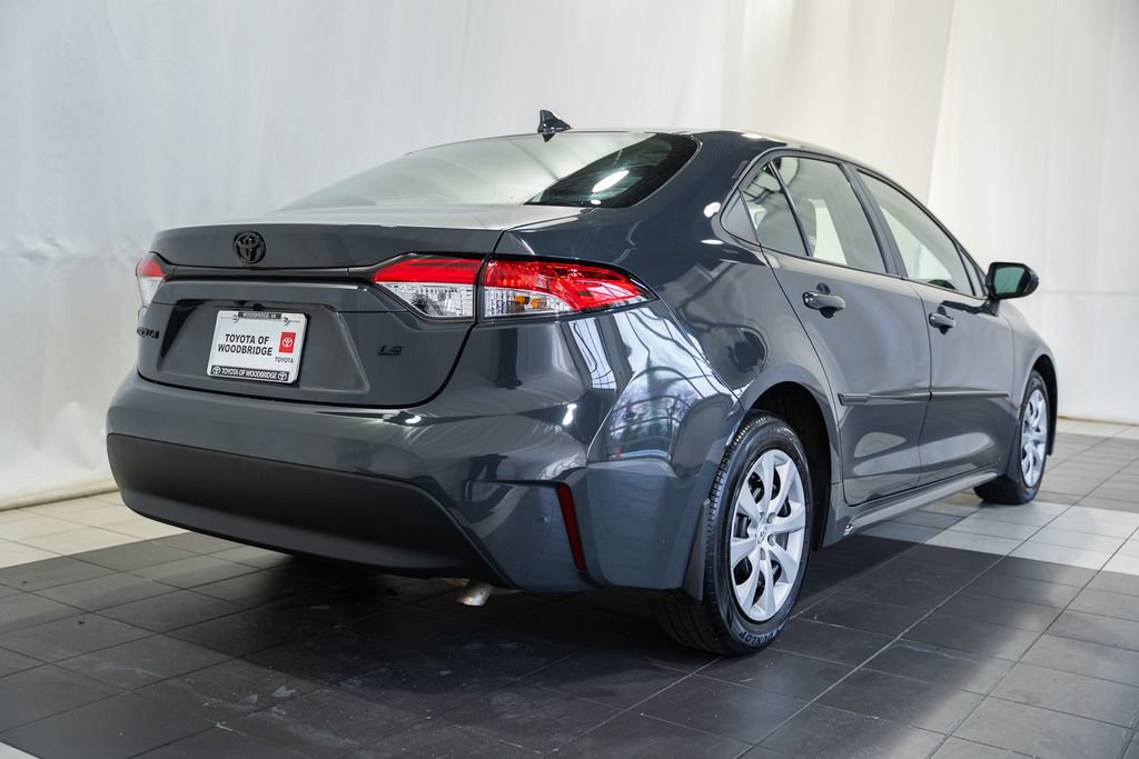 Used 2023 Toyota Corolla LE image 4