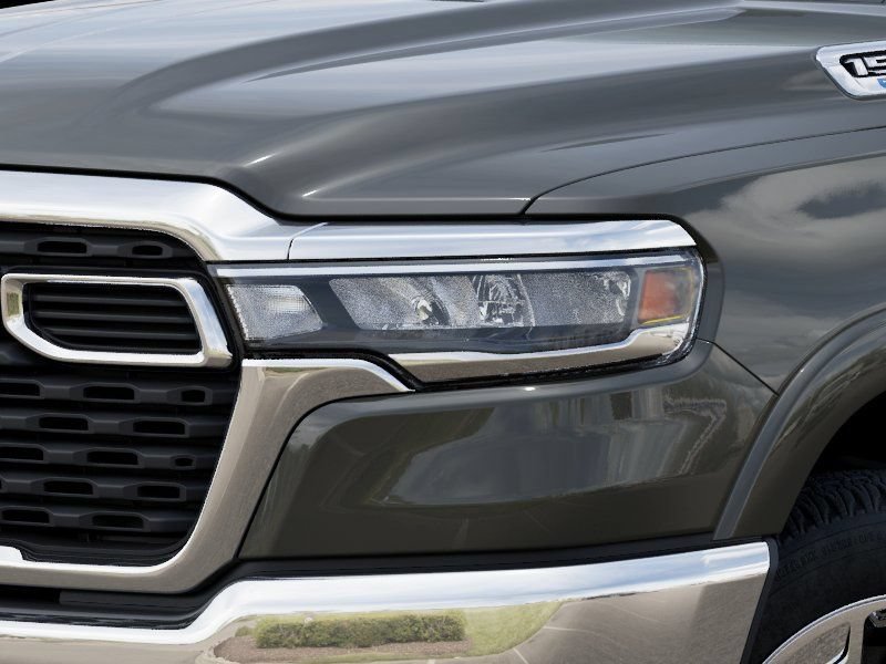 New 2026 RAM 1500 4x4 Crew Cab image 17
