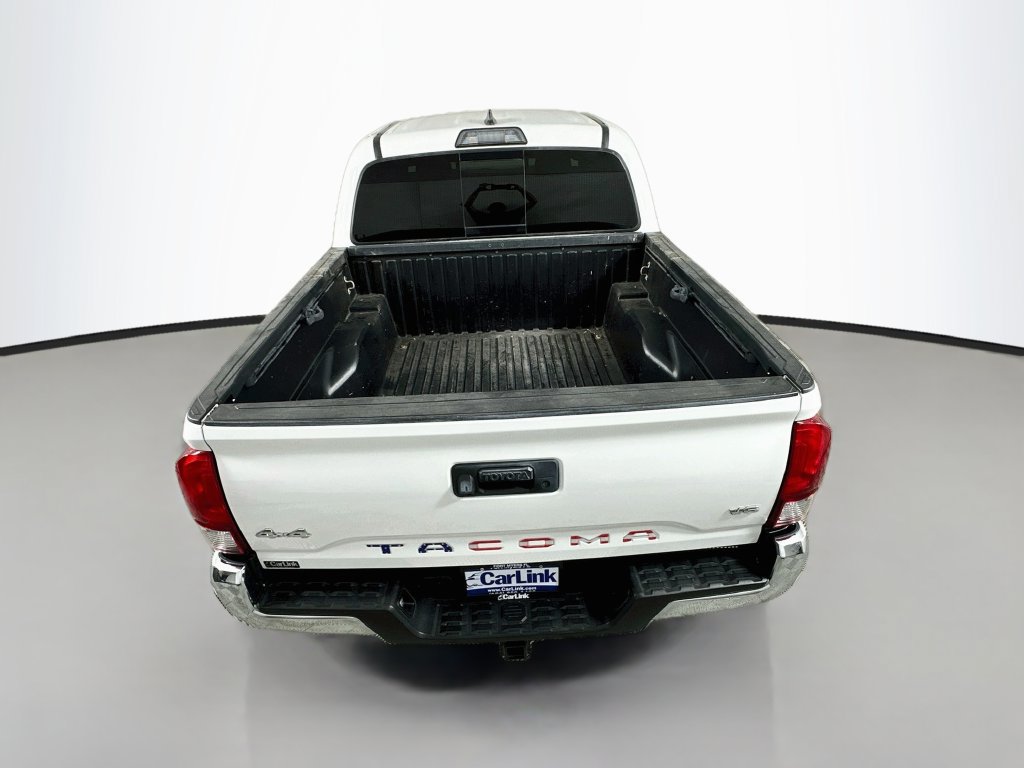 Used 2019 Toyota Tacoma SR5 AWD/4WD image 28