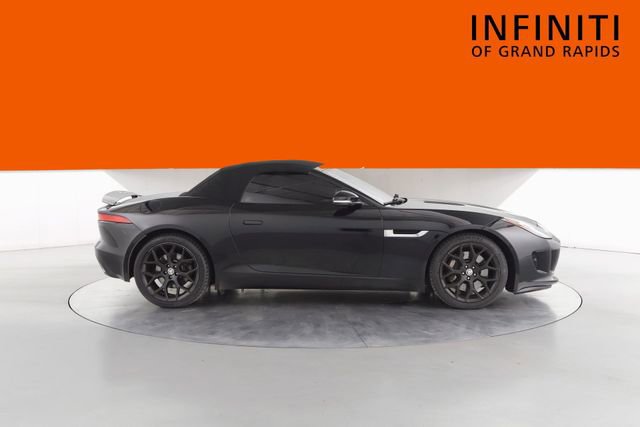 Used 2014 Jaguar F-TYPE Convertible RWD image 10